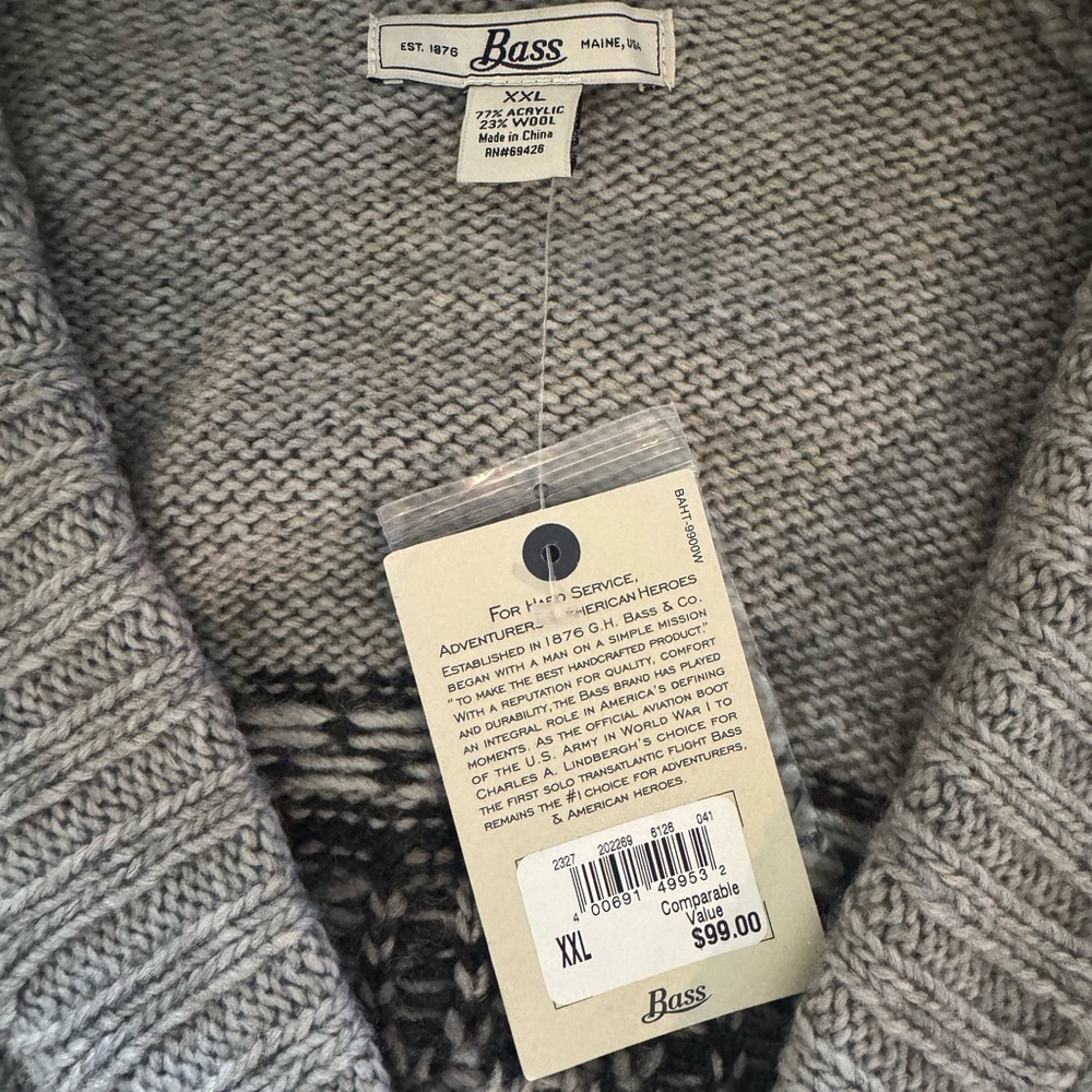 Bass Gray Knit Sweater with Black Accents - Picture 2 of 4